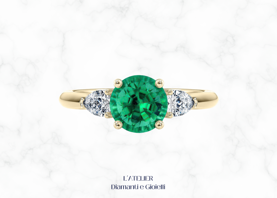 Natural Emerald and Diamond Trilogy Ring in 18kt Gold | Atelier Diamanti e Gioielli