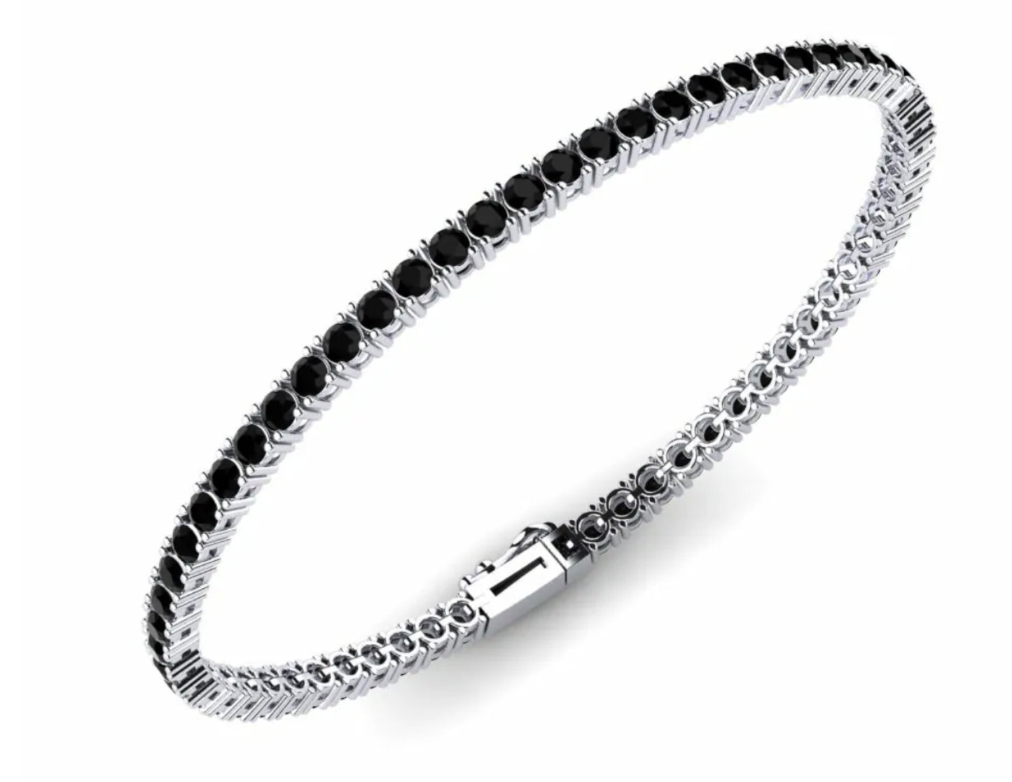 Bracciale modello tennis con diamanti neri incastonati su oro bianco o platino, su sfondo scuro. Gioiello di lusso e raffinatezza.
